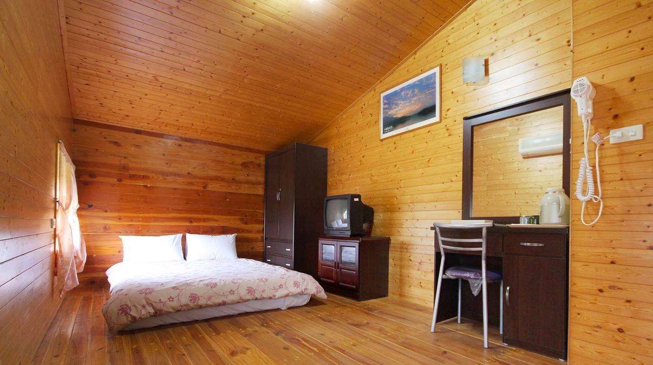 Sun Moon Lake Wild Flower Bed & Breakfast Yuchi Exterior foto